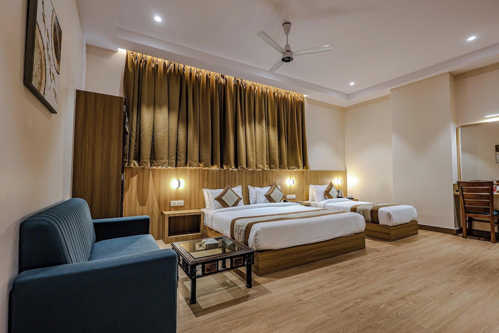 Executive Triple Room