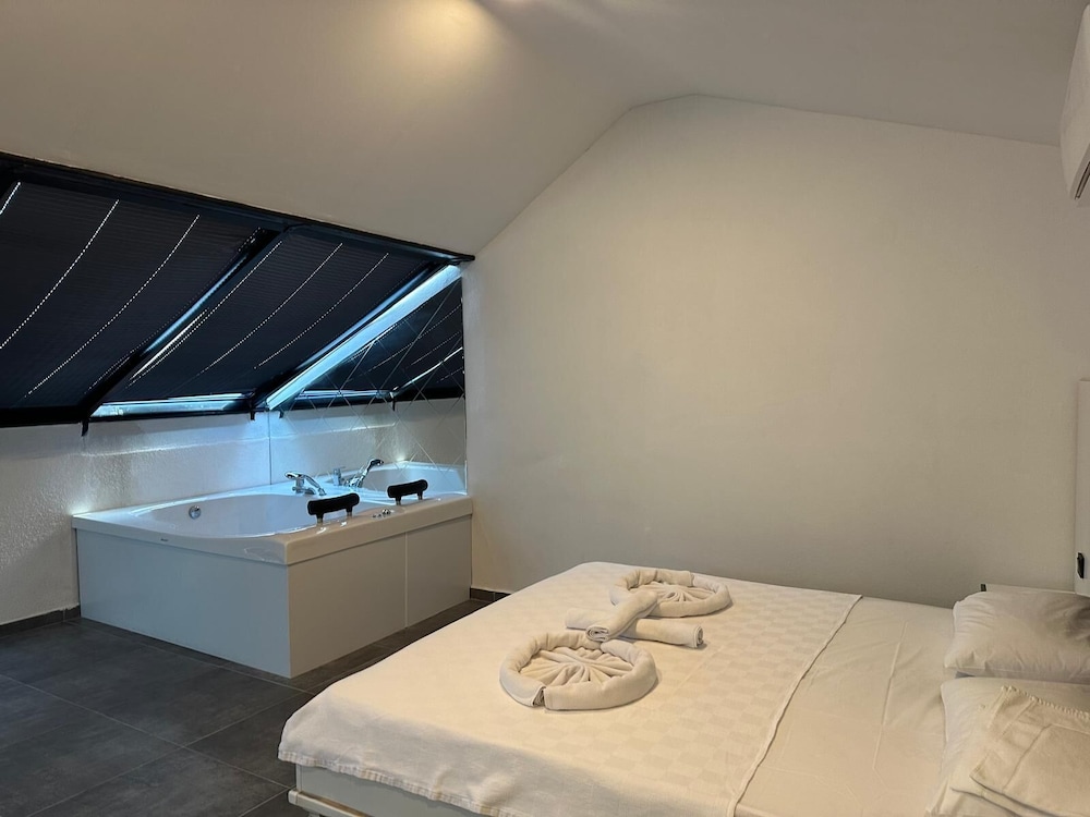Traditional Apartment