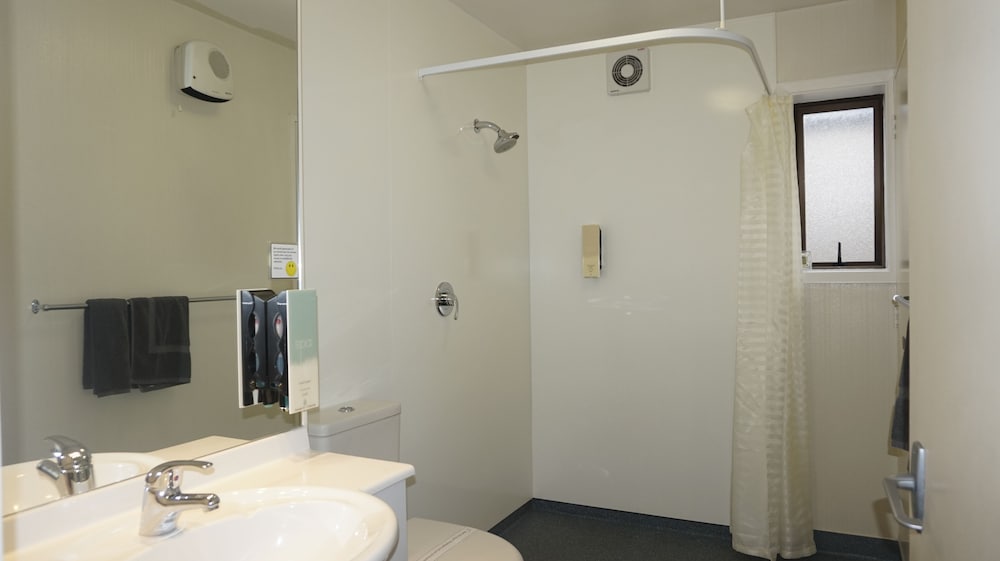 One Bedroom King Twin Suite - Prepaid - Photo 7