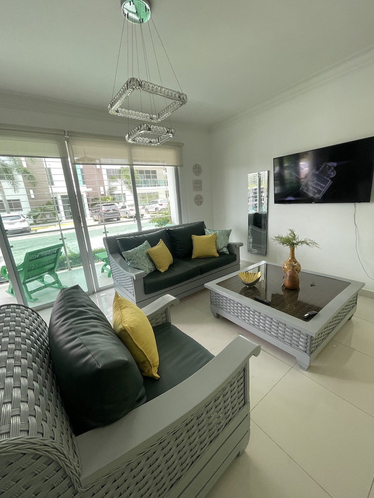 City Apartment photo 2