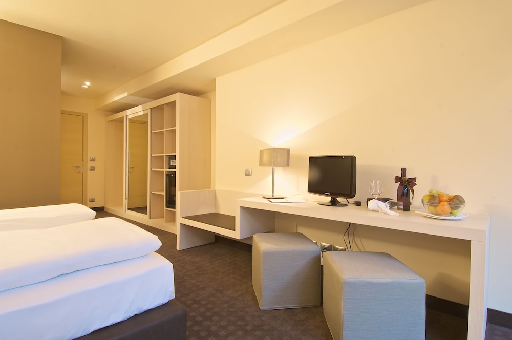 Comfort Room photo 2