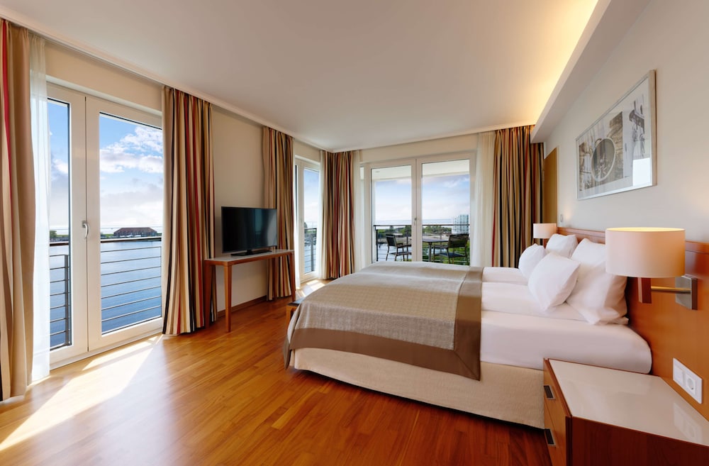 Executive Suite, Harbor View photo 1