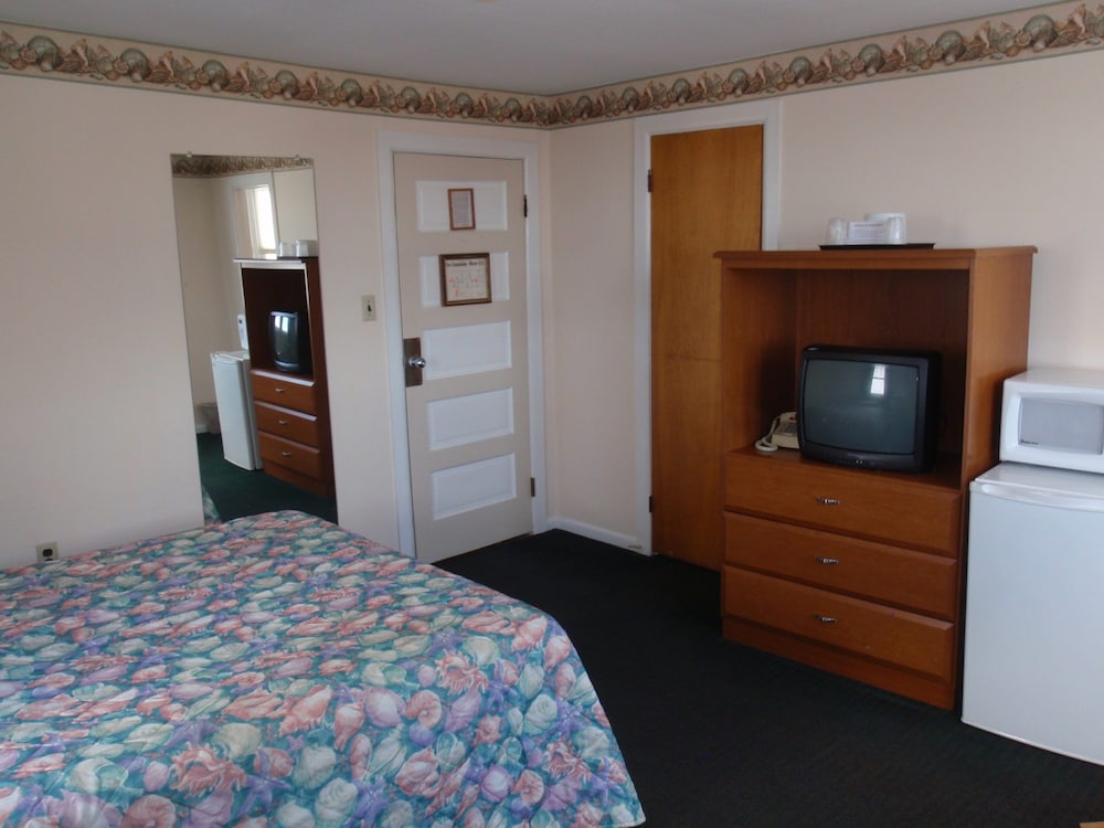 Room, 1 Double Bed, Non Smoking - Photo 2