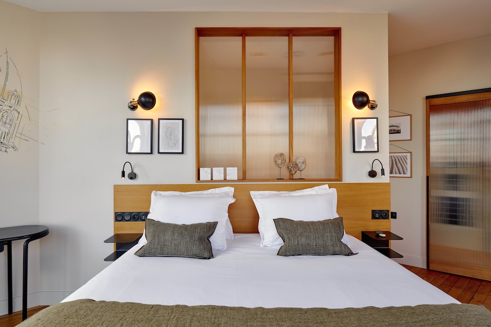 Deluxe Double Room photo 2