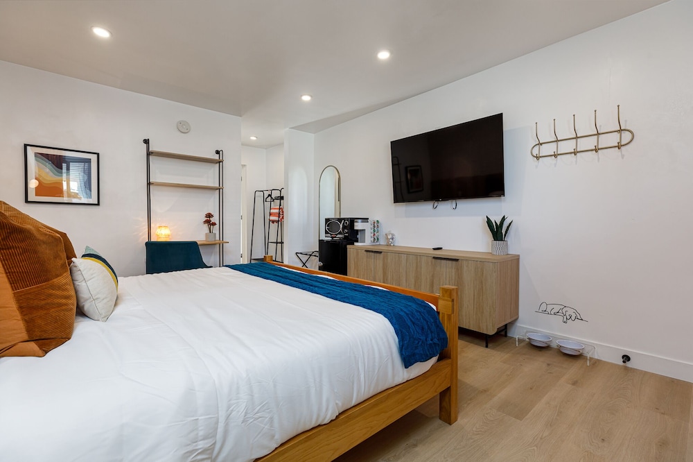 Deluxe Suite photo 3