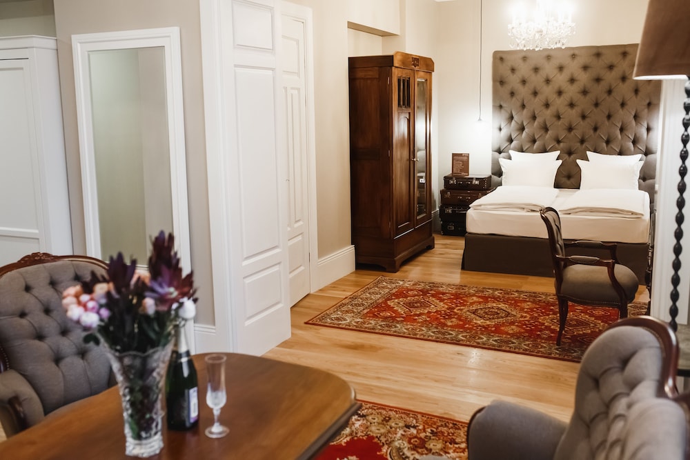 Suite photo 2
