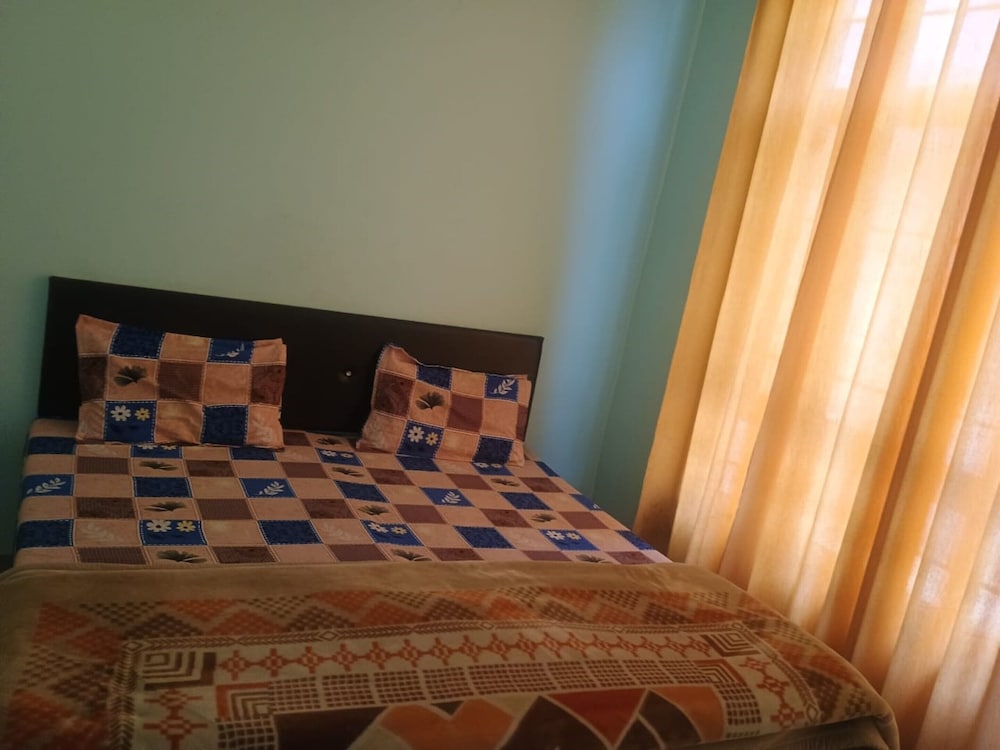 Classic Double Room, Multiple Beds, City View photo 2