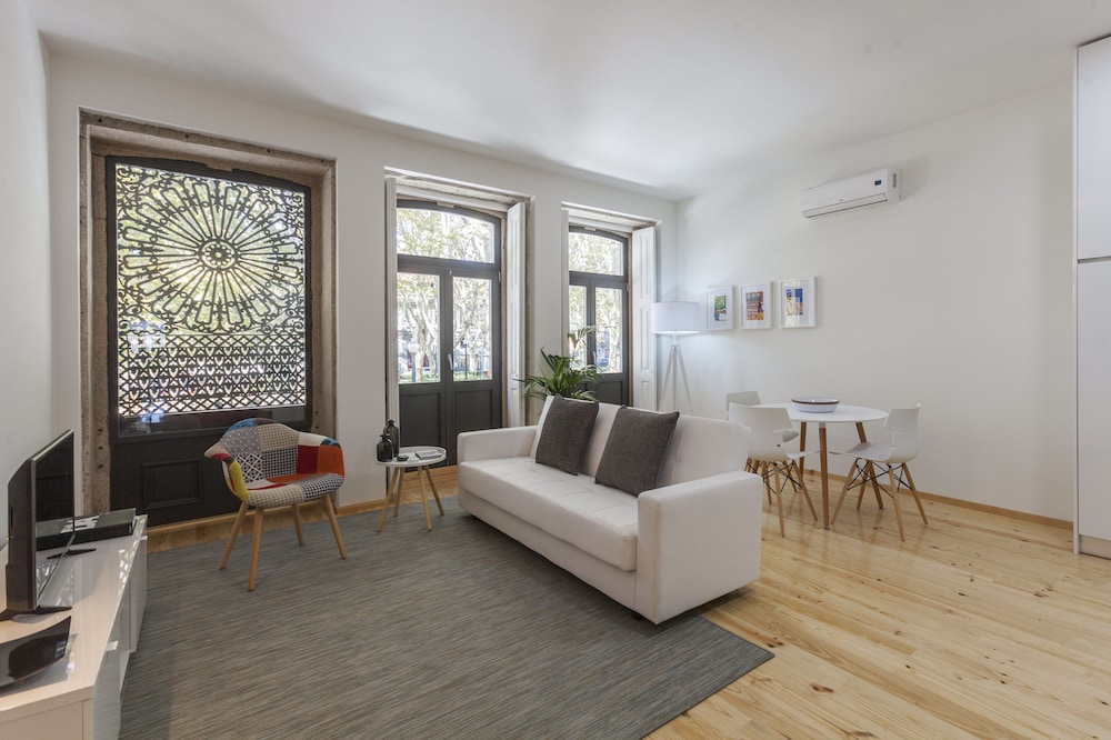 Superior Apartment, City View