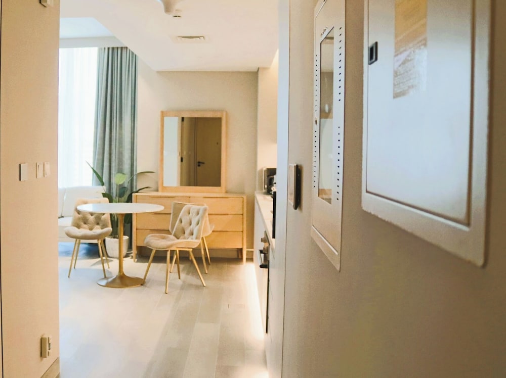 City Apartment photo 2
