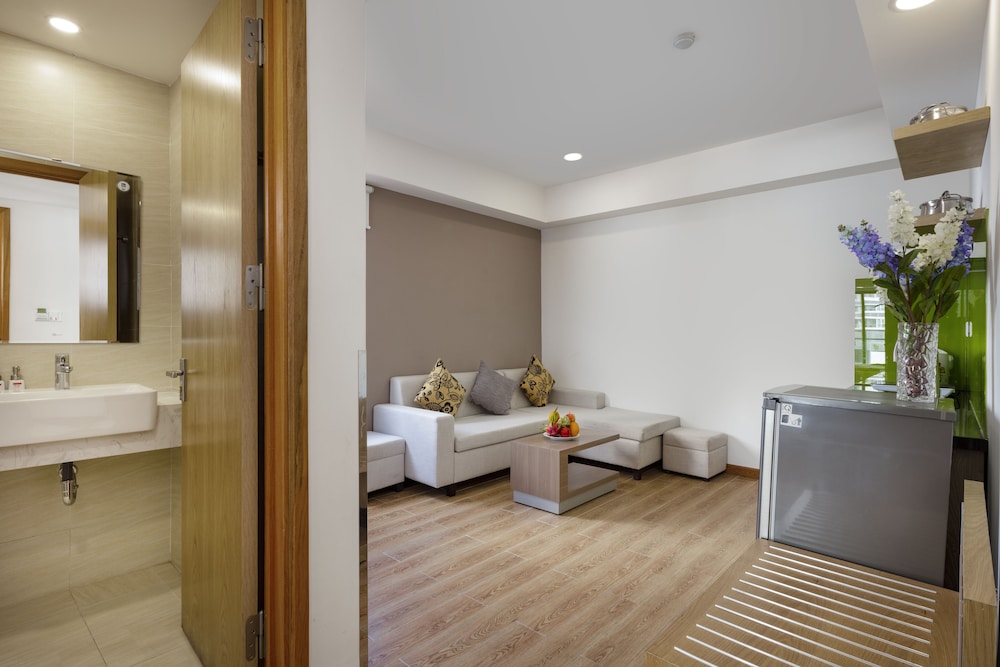 Ale Family Luxury city view with balcony photo 2