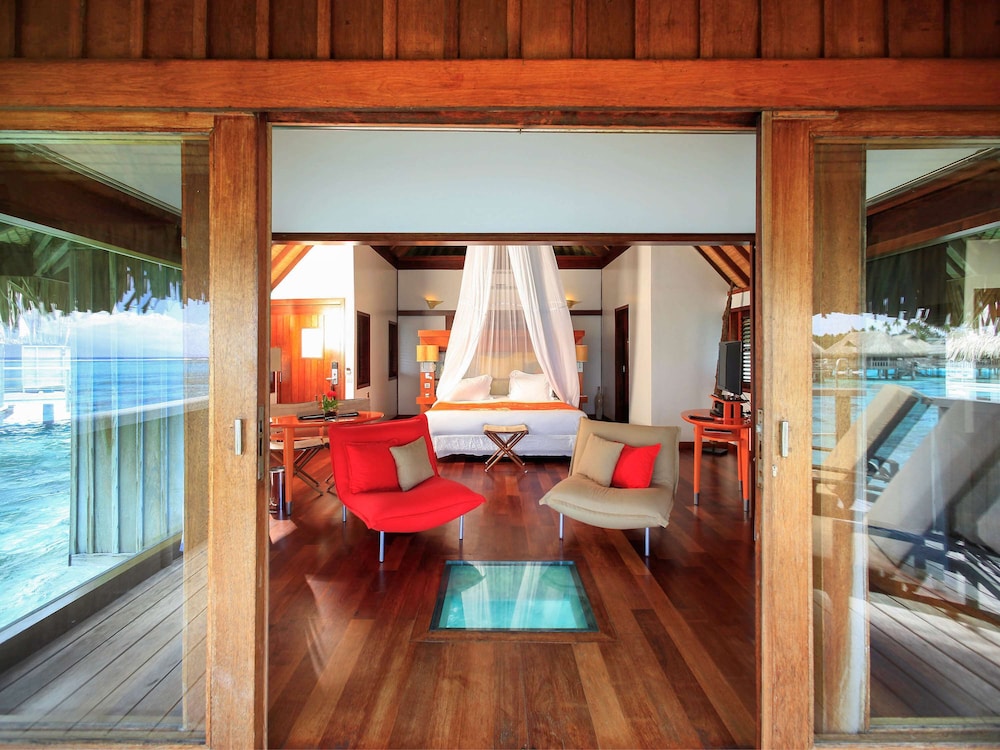 Luxury Room, 1 King Bed, Overwater