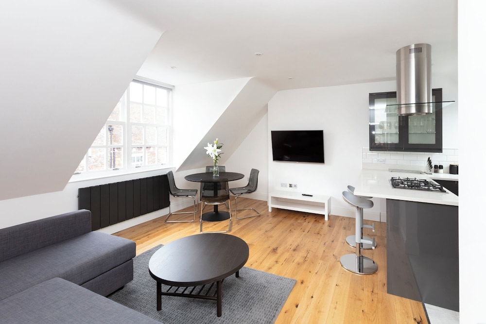 Deluxe Apartment photo 1
