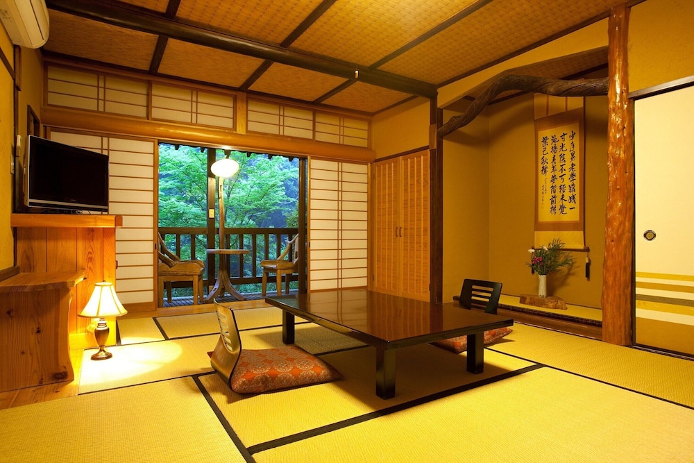 Japanese Style Room, Shared Bathroom - Annex - Photo 4