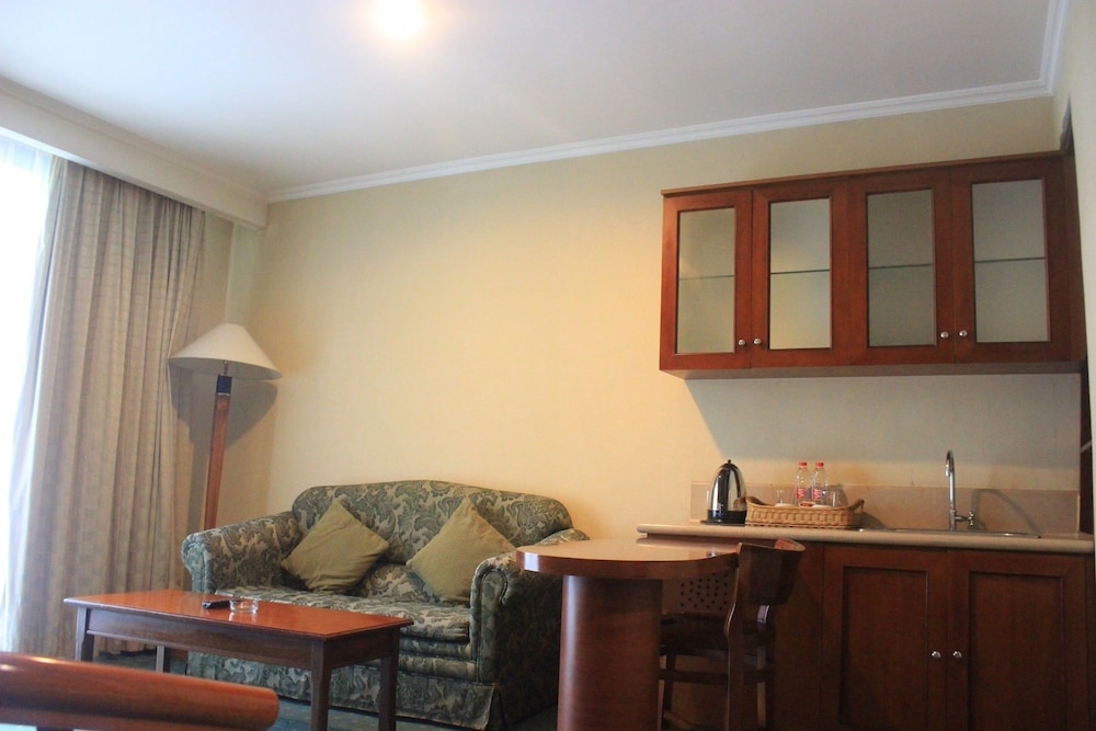 Executive Room
