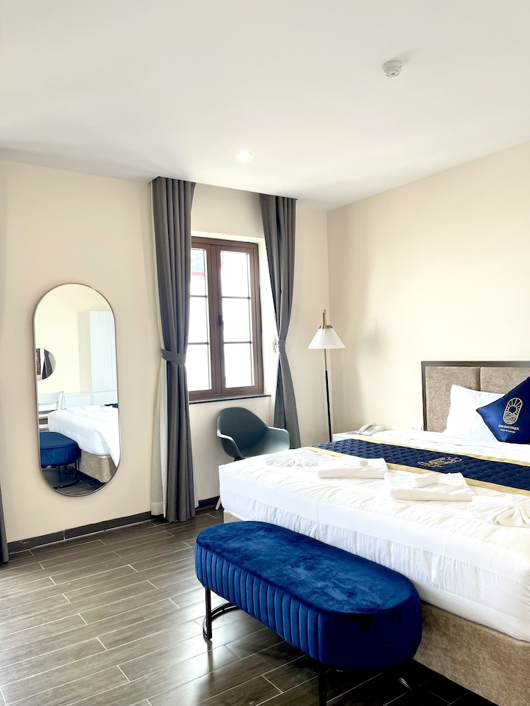 Deluxe Double Room photo 2