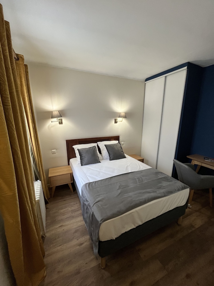 Basic Single Room