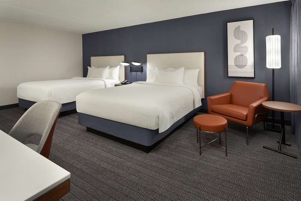 Room, Multiple Beds - Photo 2