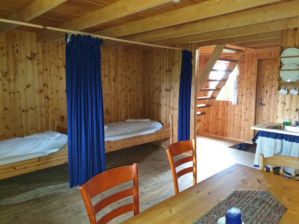 Family Cabin, Kitchenette, Valley View