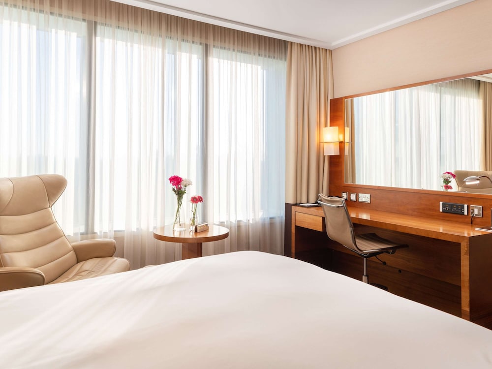 Club Suite, 1 Bedroom (Prestige - with lounge access) - Photo 6