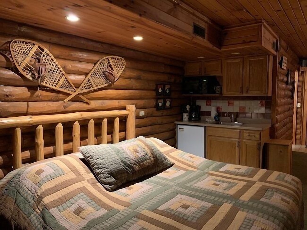 Riverview Villa (4 person) photo 3