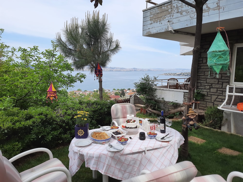 Comfort Room, Balcony, Sea View photo 2