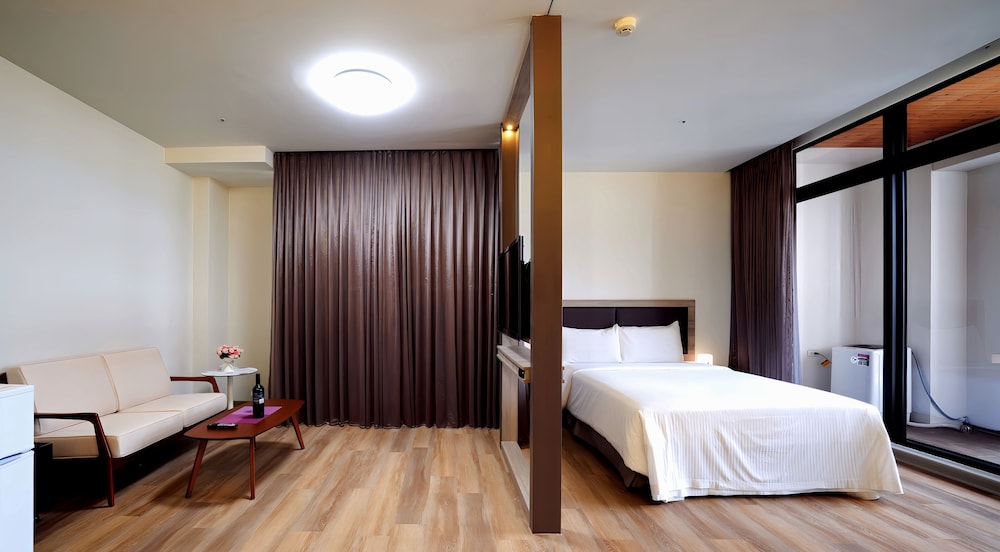 Executive Room, 1 Double Bed, Balcony photo 3