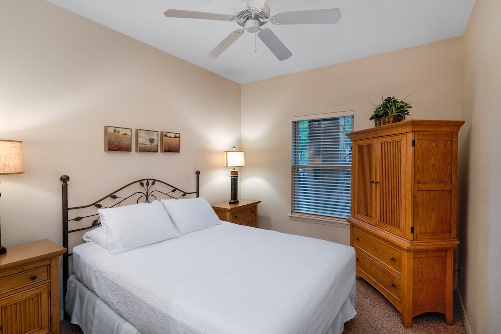 Suite, 2 Bedrooms, Non Smoking (1 King Bed and 1 Queen Bed, Apartment) photo 3