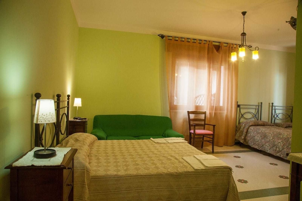 Quadruple Room photo 1