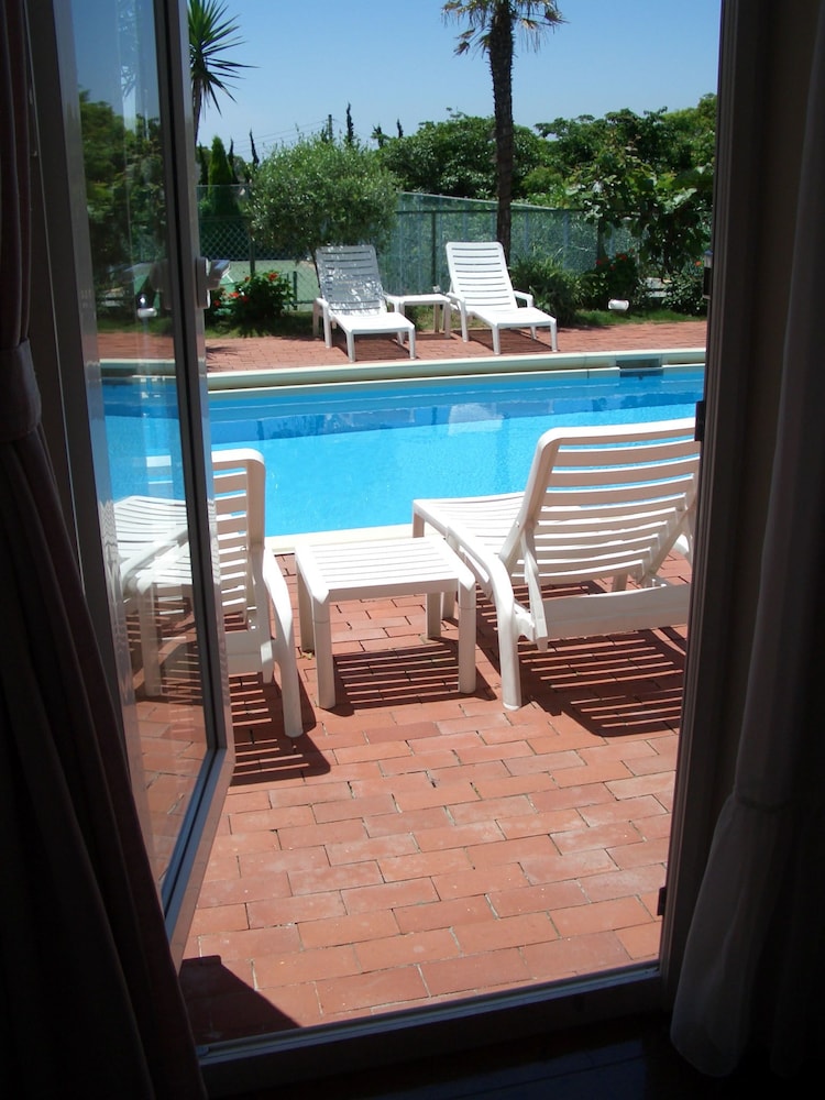 Twin Room ( B ), Pool Access photo 2