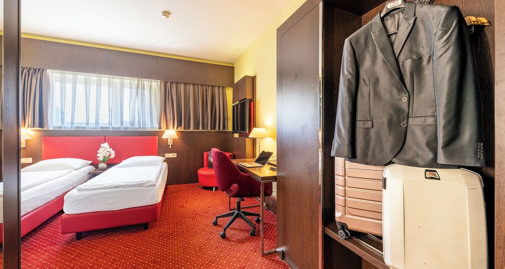 Standard Double Room - Photo 6