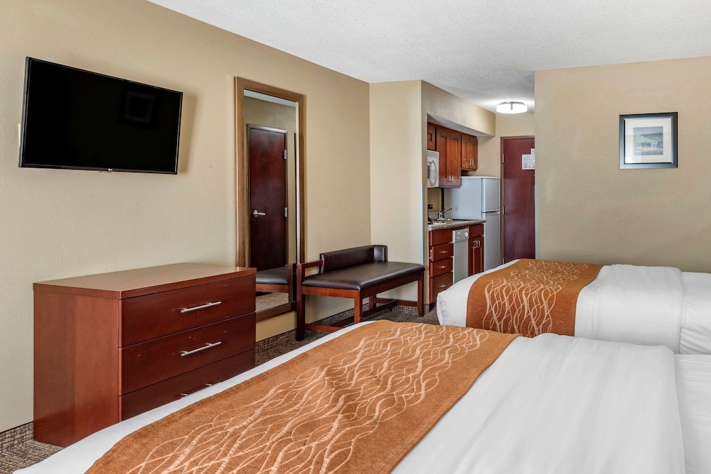 Double Room, 2 Double Beds, Non Smoking, Kitchenette - Photo 2