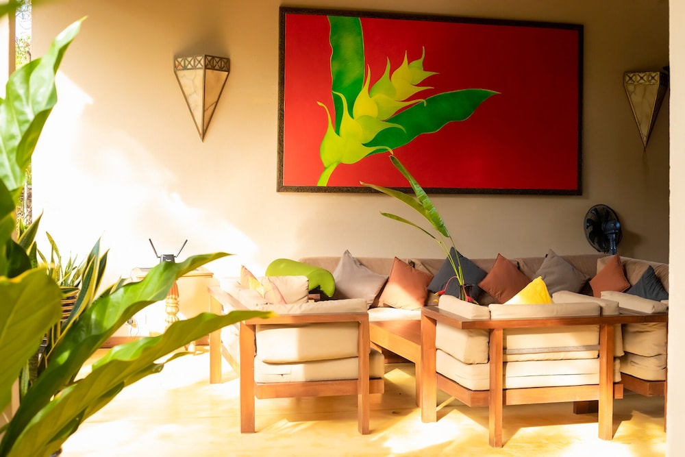 Deluxe Double Room, Beach View photo 2