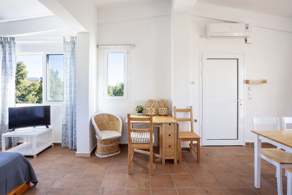 Family Apartment photo 3