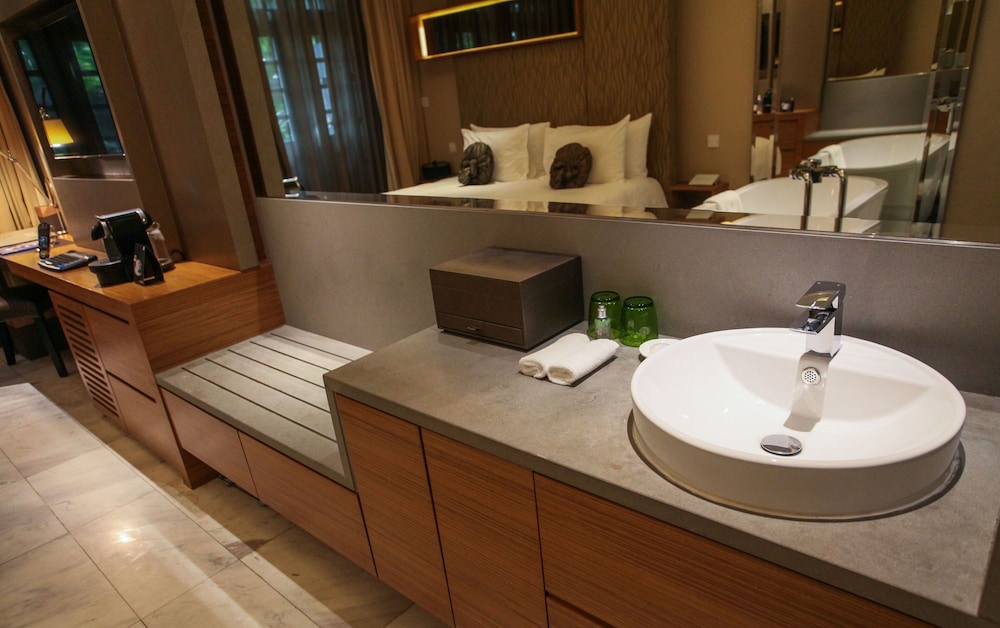 Deluxe Garden Room
