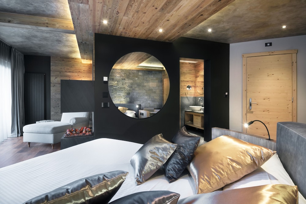 Romantic Studio Suite photo 3