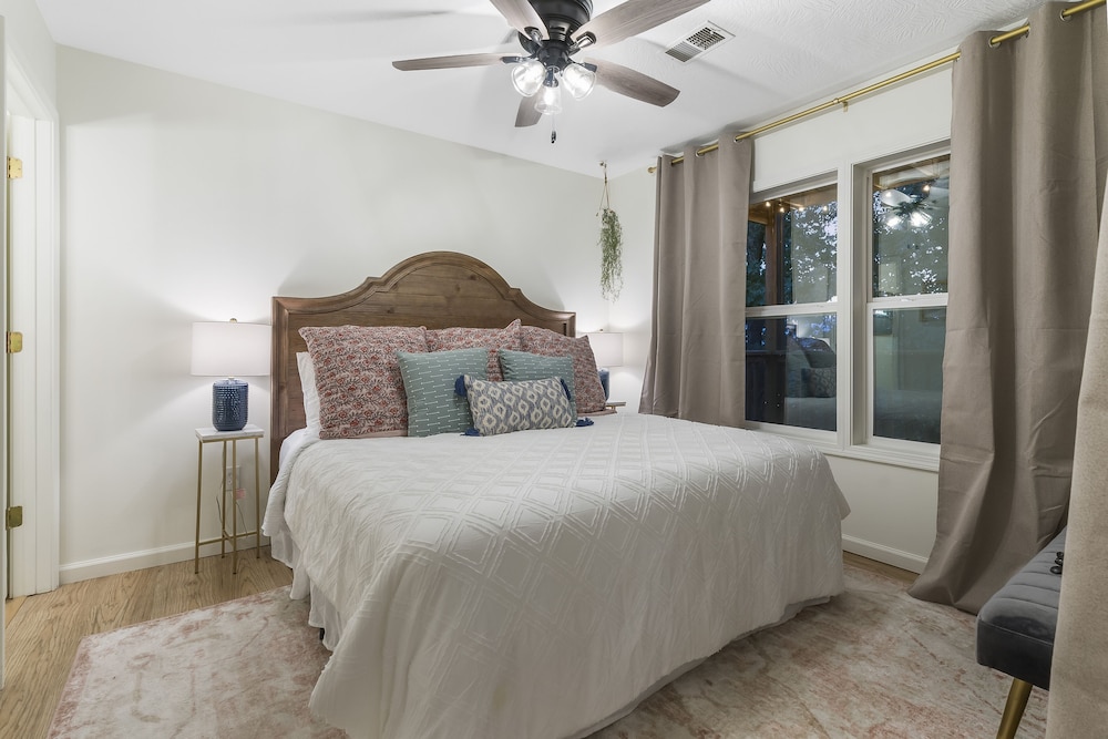 Condo, Multiple Beds, Balcony, Garden View (Midnight Oasis)