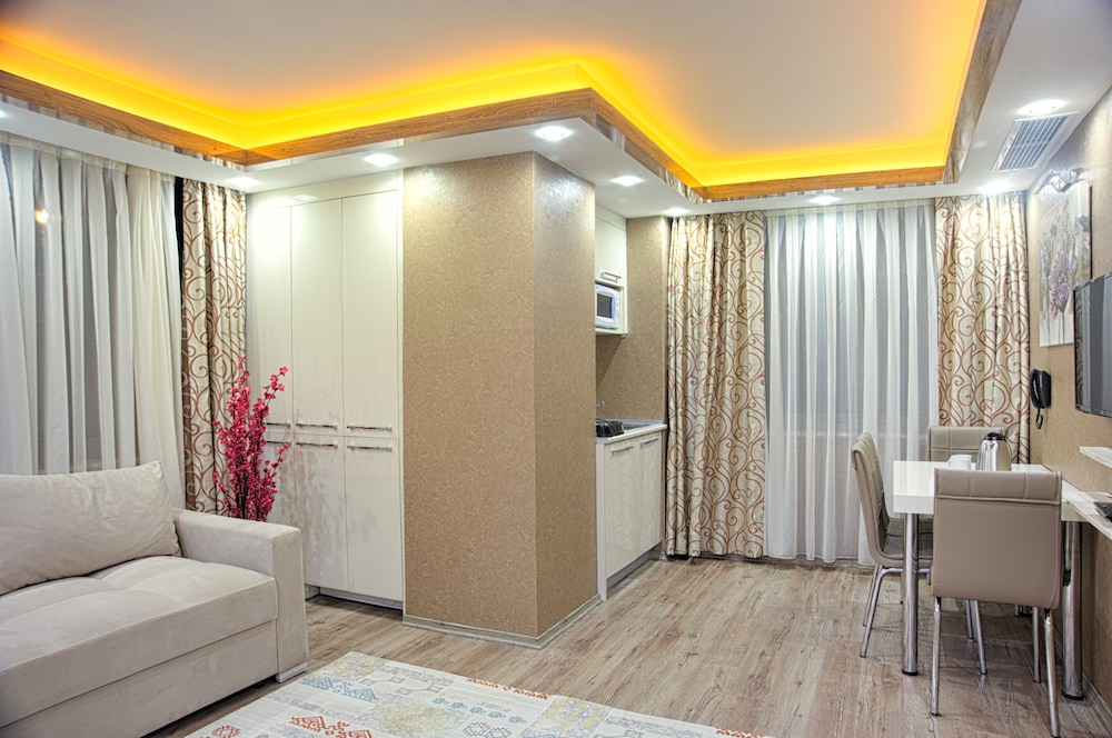 Family Apartment, 1 Bedroom, City View photo 2