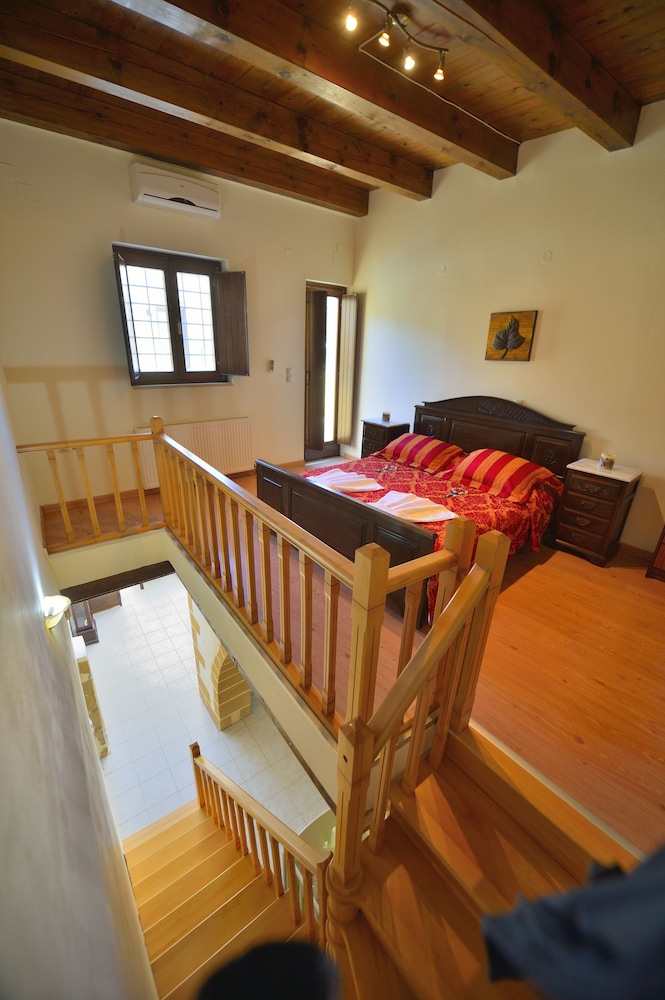 Comfort Villa, 2 Bedrooms, Mountain View (Kamelia)