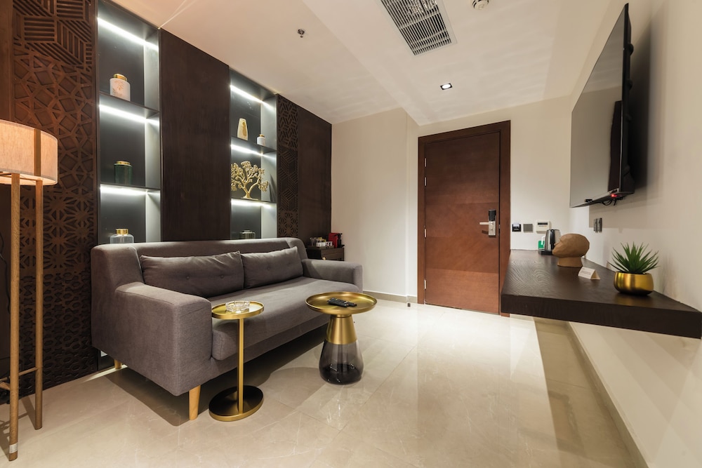Deluxe Suite
