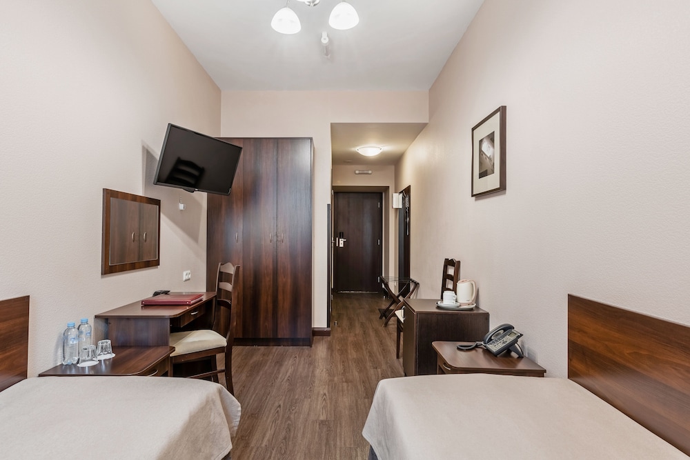 Standard Twin Room photo 3