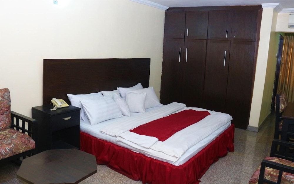 Deluxe Room, 1 Double Bed, Non Smoking photo 2