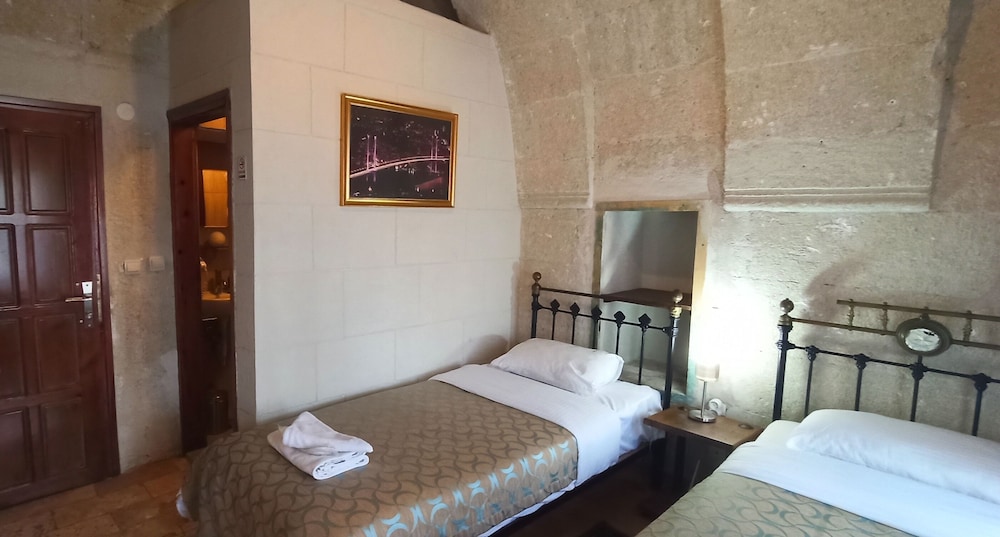 Traditional Twin Room, 2 Twin Beds - Photo 3