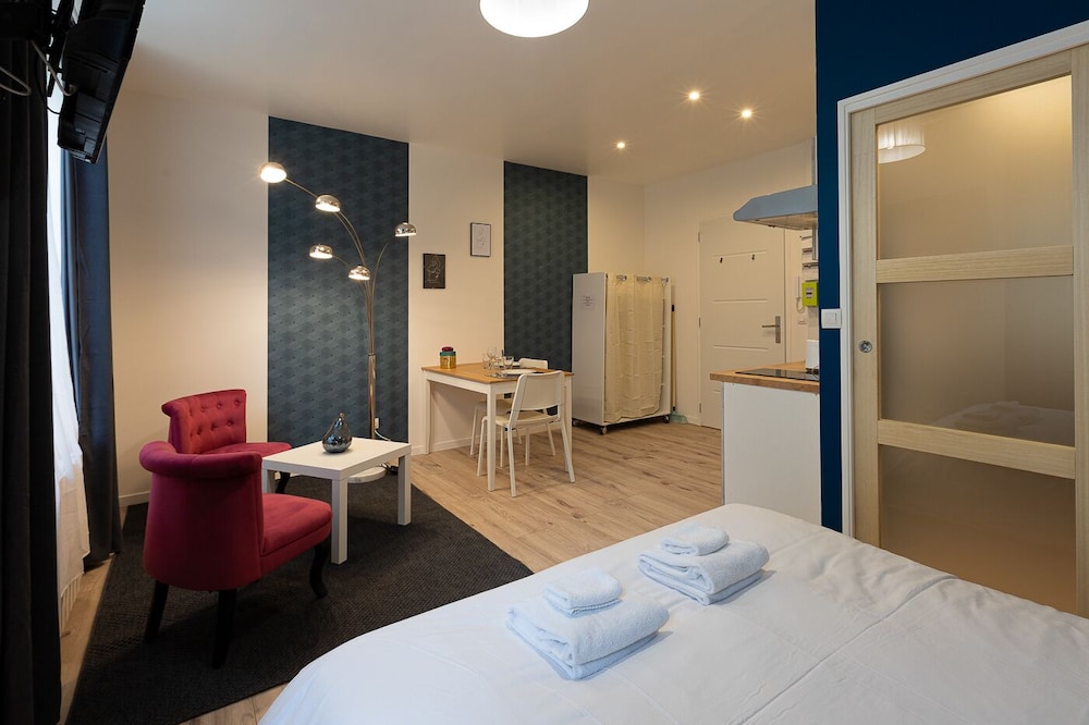 Deluxe Studio, Ensuite - Photo 1