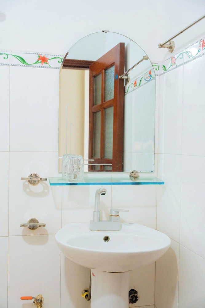 Basic Double Room, City View photo 2