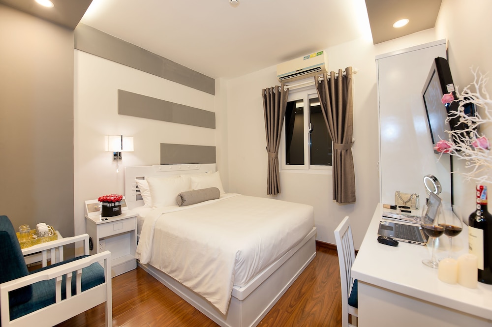 Day Use Offer-Deluxe Room No Window - 4 Hours same day stay photo 3