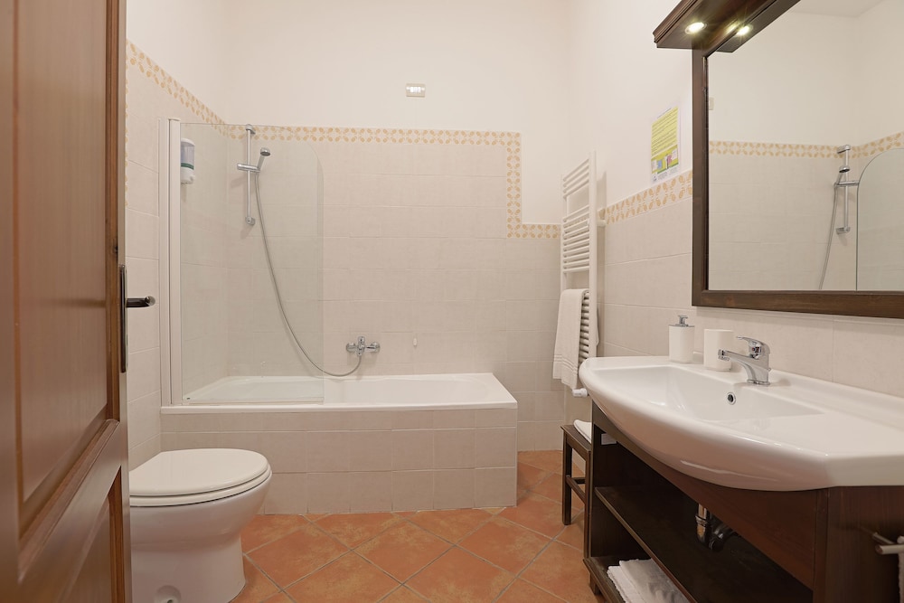 Double Room Single Use photo 3