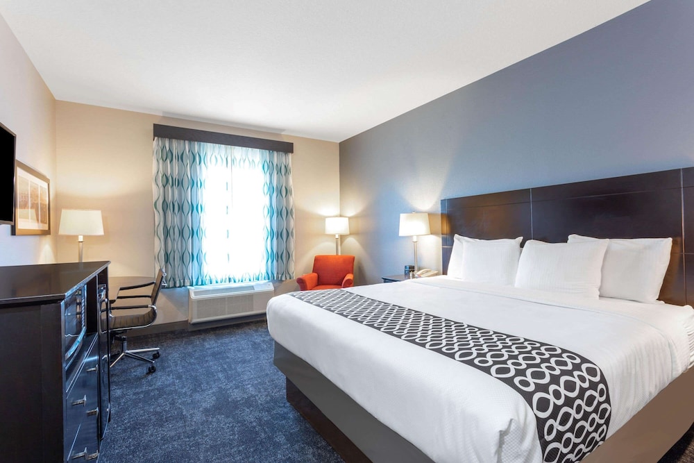 Room, 1 King Bed, Non Smoking - Photo 1