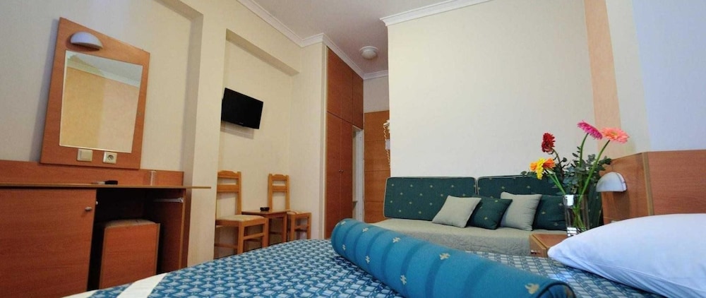 Triple Room, Sea View - Photo 5