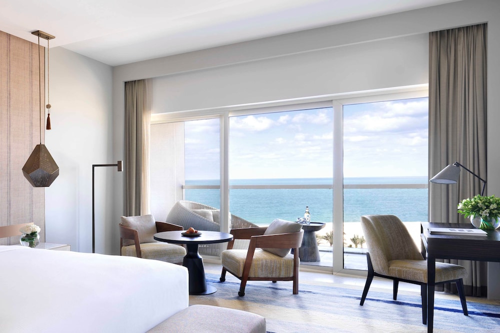 Classic Room, 1 King Bed, Sea View