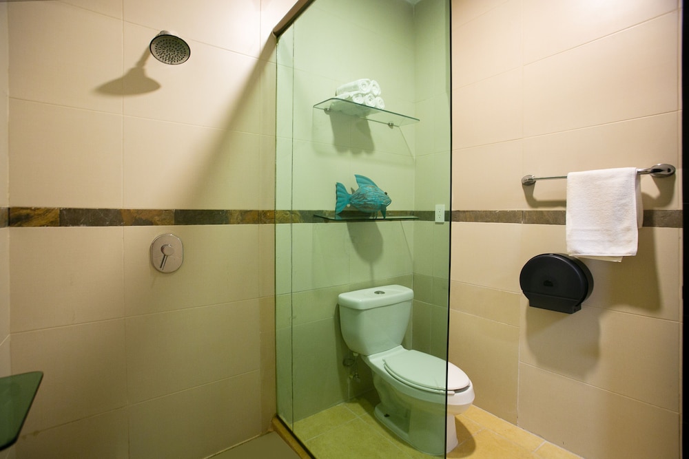 Standard Room - Photo 10